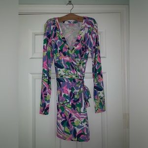 Lilly Pulitzer Women's Tiki Wrap in Havin A Blast print faux Wrap Romper